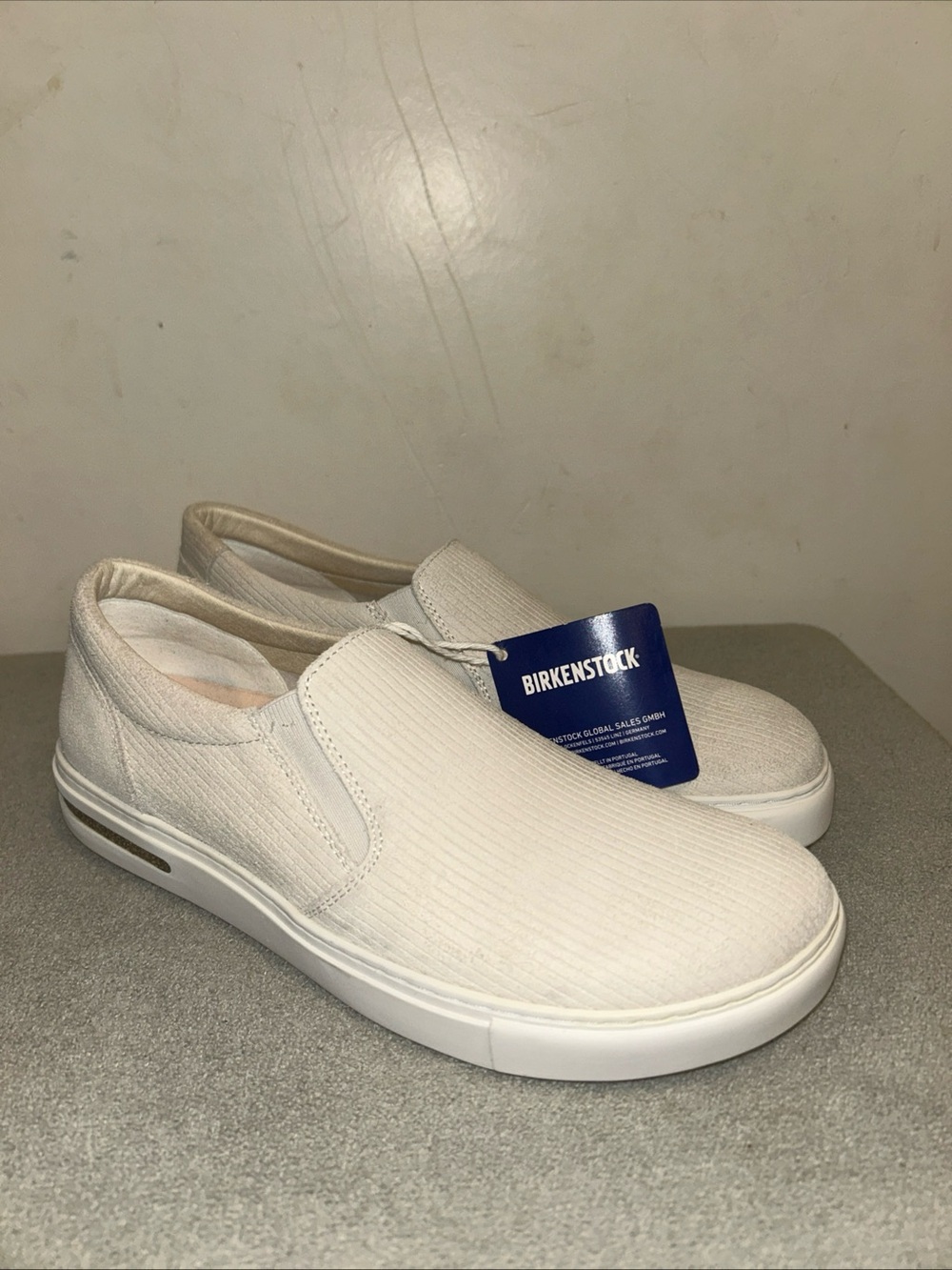 Birkenstock Oswego Slip On Shoes | EU 40| Ladies 9/ Mens 7 |Antique White |